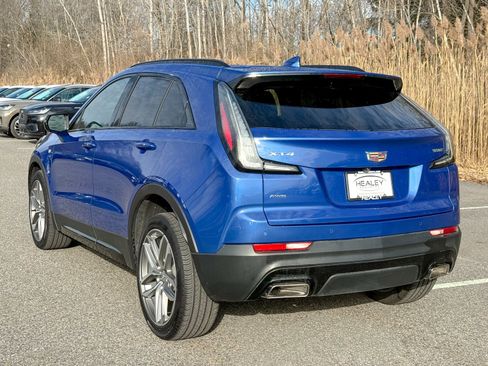 Used 2023 Cadillac XT4 Sport w/ Cold Weather Package image 4