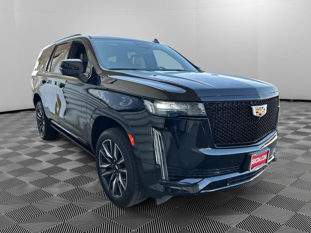 Used 2022 Cadillac Escalade Sport Platinum AWD/4WD image 3
