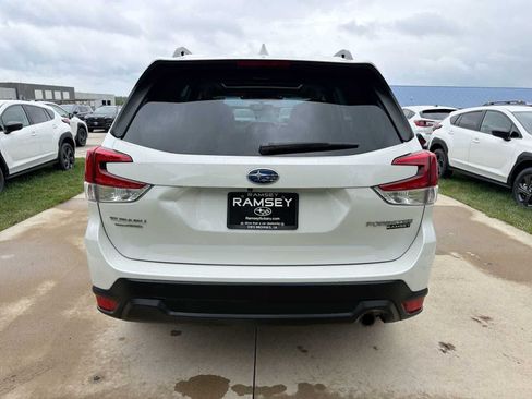 Used 2023 Subaru Forester Limited AWD/4WD image 5