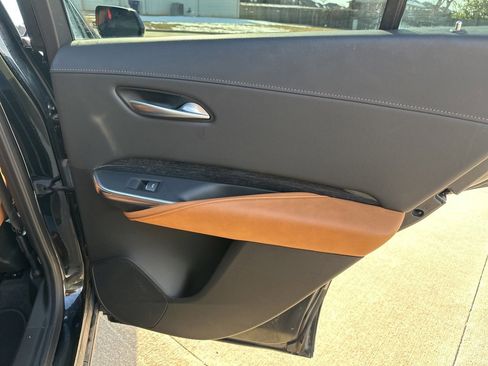 Certified 2024 Cadillac XT4 Premium Luxury image 39