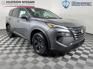 New 2026 Nissan Rogue SV FWD 360° Tour