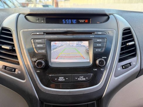 Used 2015 Hyundai Elantra SE w/ Option Group 02 image 14