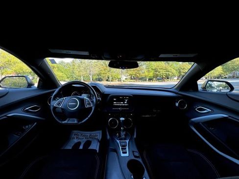 Used 2018 Chevrolet Camaro LT image 22