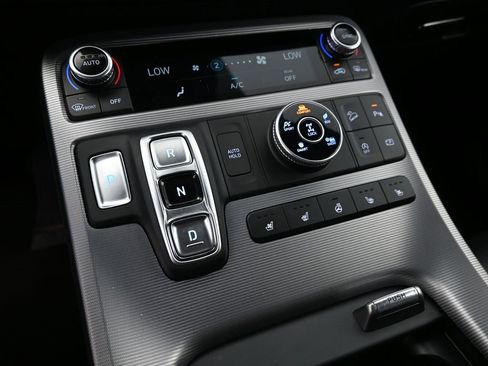 Used 2024 Hyundai Palisade Calligraphy image 29