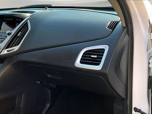 Used 2017 GMC Terrain SLE w/ Technology Package image 25