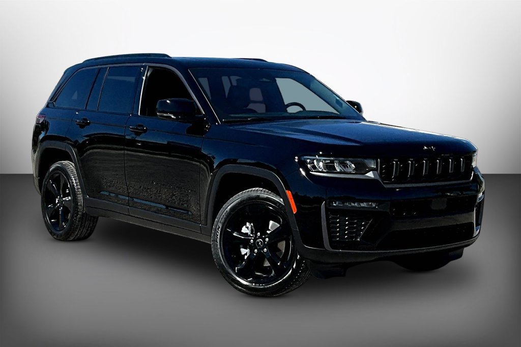 New 2027 Jeep Grand Cherokee Limited w/ Limited Altitude Package AWD/4WD image 2
