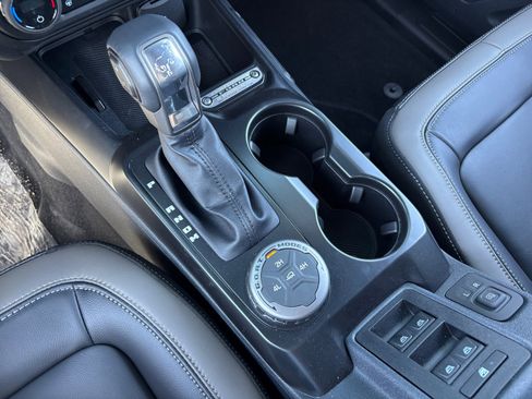 New 2026 Ford Bronco Outer Banks AWD/4WD image 15