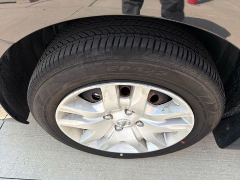 Used 2012 Nissan Sentra 2.0 S FWD image 10