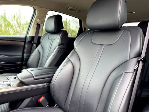 Used 2024 Genesis GV80 2.5T image 13