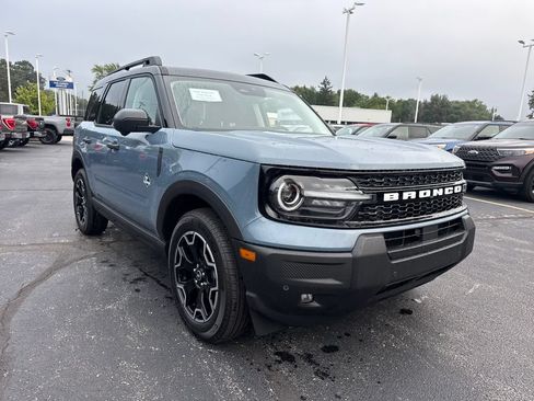 Used 2026 Ford Bronco Sport Outer Banks w/ Outer Banks Tech Package+ AWD/4WD image 4