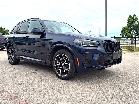 Used 2024 BMW X3 sDrive30i w/ Premium Package RWD image 3