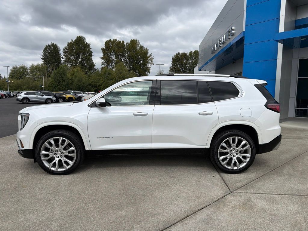 Used 2024 GMC Acadia Denali w/ Super Cruise Package AWD/4WD image 2