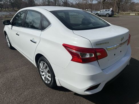 Used 2018 Nissan Sentra S image 3