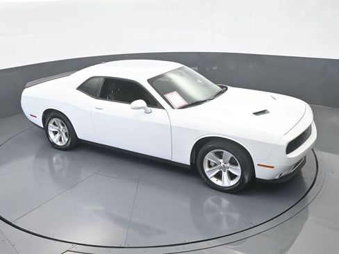 Used 2023 Dodge Challenger SXT image 46