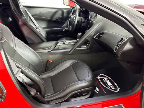 Used 2017 Chevrolet Corvette Stingray Convertible w/ 2LT Preferred Equipment Group RWD image 27