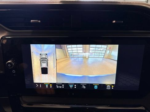 Used 2023 GMC Sierra 1500 AT4 w/ AT4 Premium Package AWD/4WD image 36