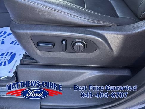Used 2021 Chevrolet Silverado 1500 RST w/ All Star Edition Plus AWD/4WD image 10