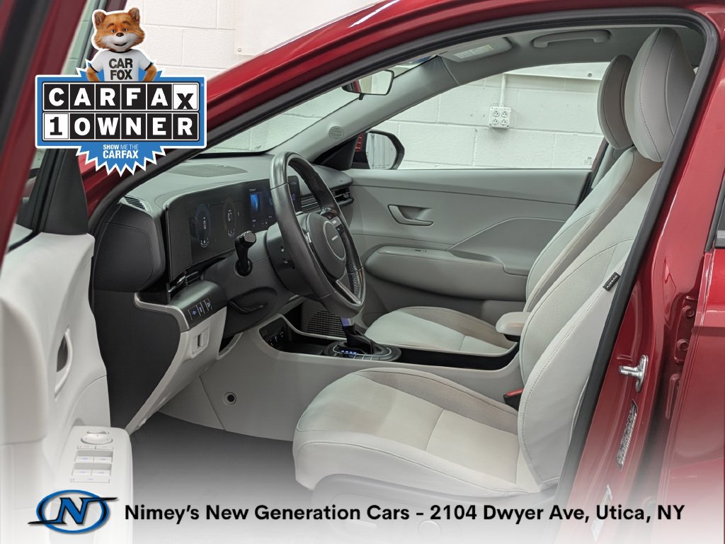 Used 2024 Hyundai Kona SEL AWD/4WD image 3