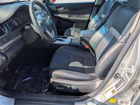 Used 2012 Toyota Camry SE image 13