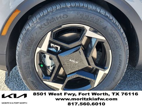 New 2026 Kia Sportage EX FWD image 7