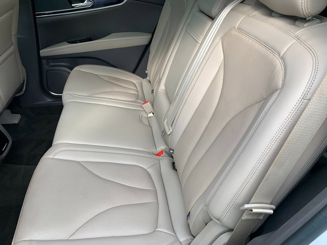 Certified 2023 Lincoln Nautilus Reserve AWD/4WD image 19