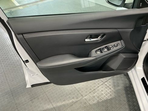 Used 2022 Nissan Sentra SV image 23