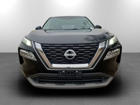 Used 2023 Nissan Rogue SV image 3