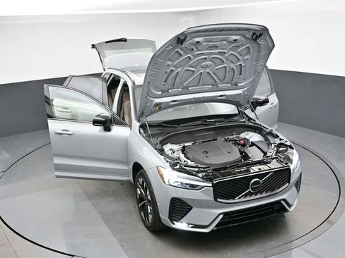 New 2026 Volvo XC60 B5 Plus w/ Protection Package Premier image 51