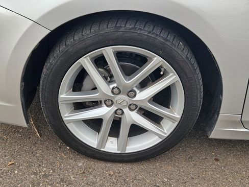 Used 2014 Lexus CT 200h image 19