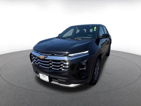Used 2025 Chevrolet Equinox LT FWD image 7