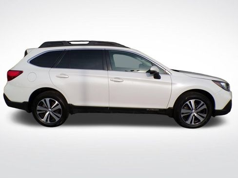 Used 2019 Subaru Outback 2.5i Limited w/ Popular Package #2 AWD/4WD image 6