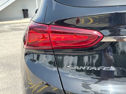 Used 2020 Hyundai Santa Fe Limited FWD image 10