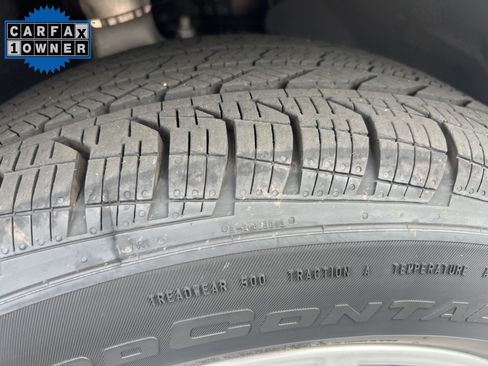 Certified 2024 Mercedes-Benz GLC 300 image 12