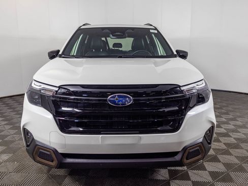 Used 2025 Subaru Forester Sport AWD/4WD image 13