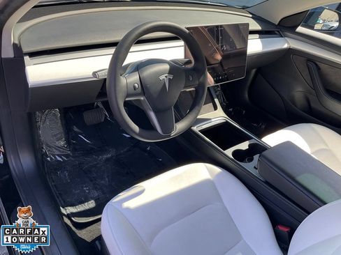 Used 2022 Tesla Model 3 Long Range AWD/4WD image 14