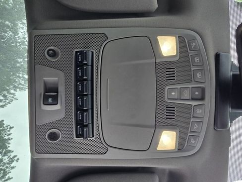 Used 2019 Ford F250 Lariat w/ Lariat Ultimate Package image 36