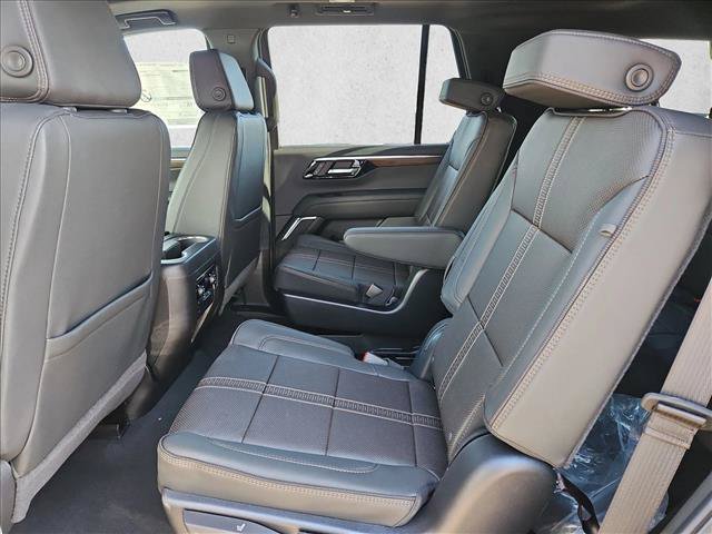 New 2026 Chevrolet Tahoe High Country w/ Sun And Tow Package AWD/4WD image 16