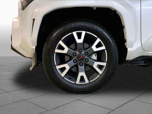 Used 2025 Toyota 4Runner TRD Sport AWD/4WD image 10