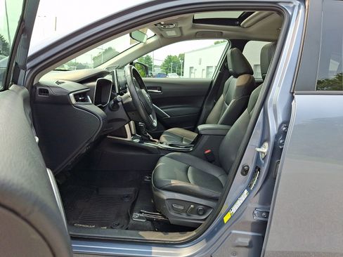 Certified 2022 Toyota Corolla Cross XLE w/ Convenience Package AWD/4WD image 15