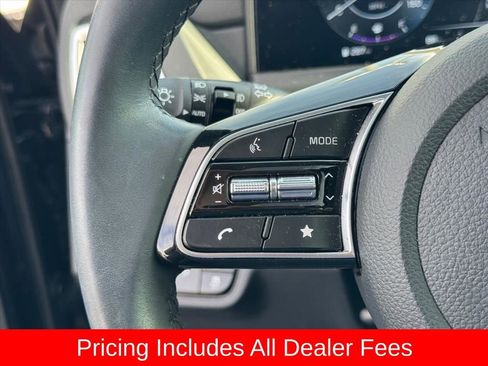Used 2025 Kia Seltos EX w/ EX Sunroof Package AWD/4WD image 18