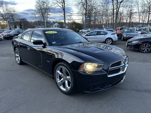 Used 2013 Dodge Charger R/T image 3