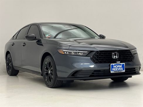 New 2025 Honda Accord SE image 3