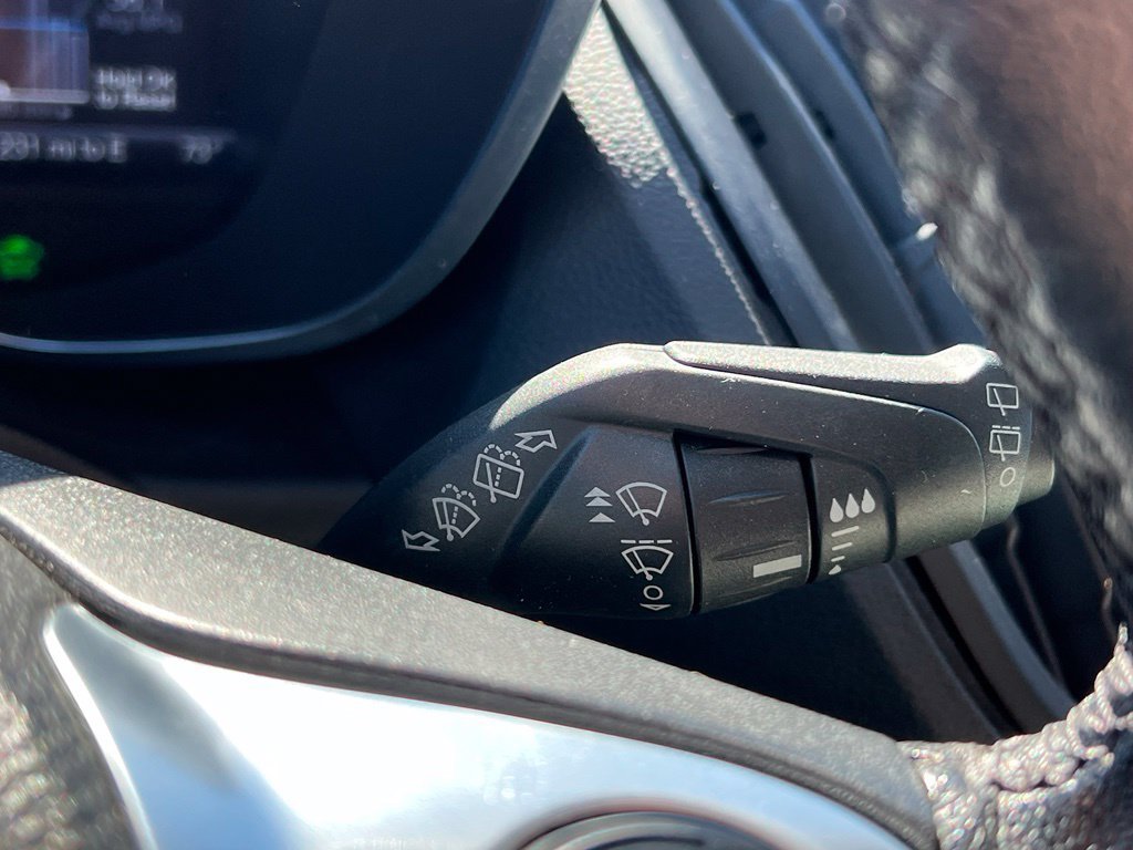 Used 2015 Ford C-MAX SE w/ Equipment Group 202A FWD image 28