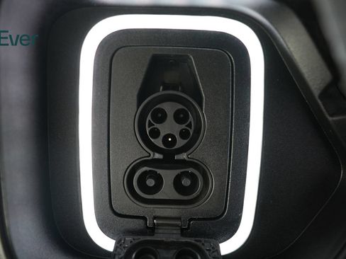 Used 2024 Rivian R1S Adventure Quad AWD/4WD image 10