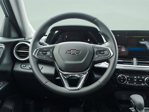 New 2026 Chevrolet Trax ACTIV w/ Sunroof Package image 9