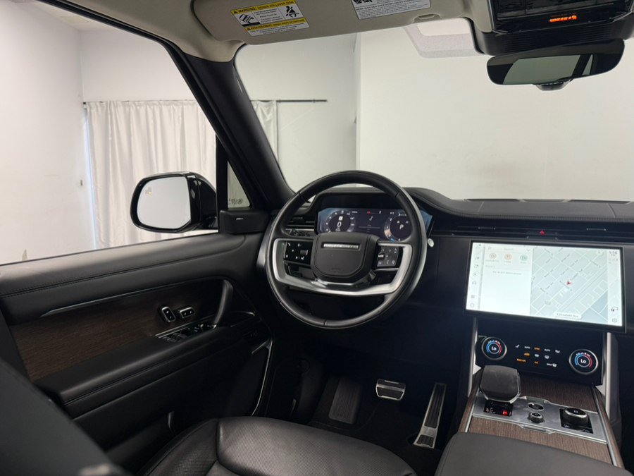 Used 2023 Land Rover Range Rover Long Wheelbase SE AWD/4WD image 56
