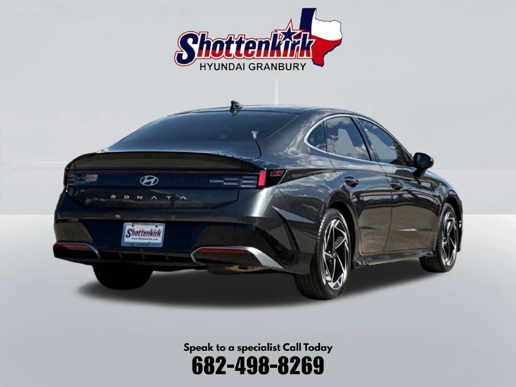 Used 2024 Hyundai Sonata SEL w/ Convenience Package FWD image 6