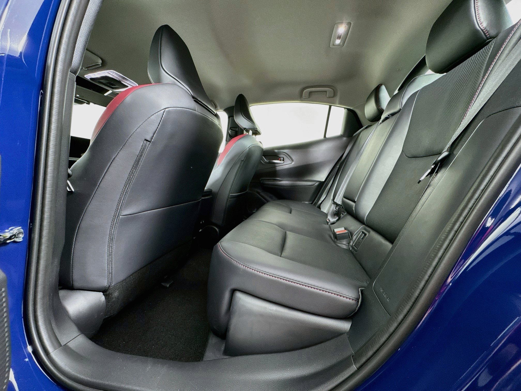 Certified 2026 Toyota Prius Plug-In Hybrid w/ Limited Premium Package FWD image 25