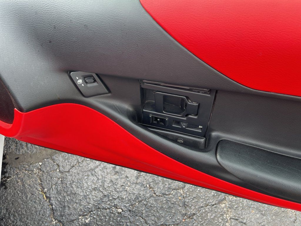 Used 1996 Chevrolet Corvette Coupe RWD image 24