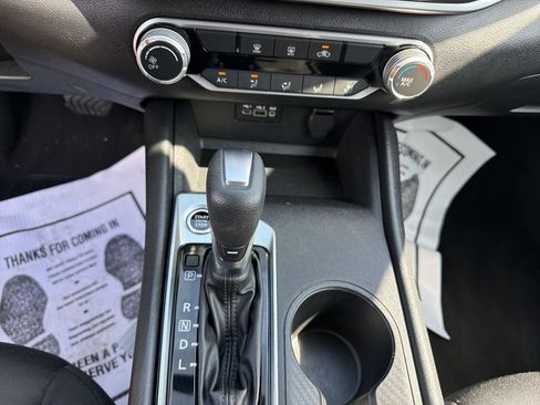 Used 2020 Nissan Altima 2.5 S FWD image 23